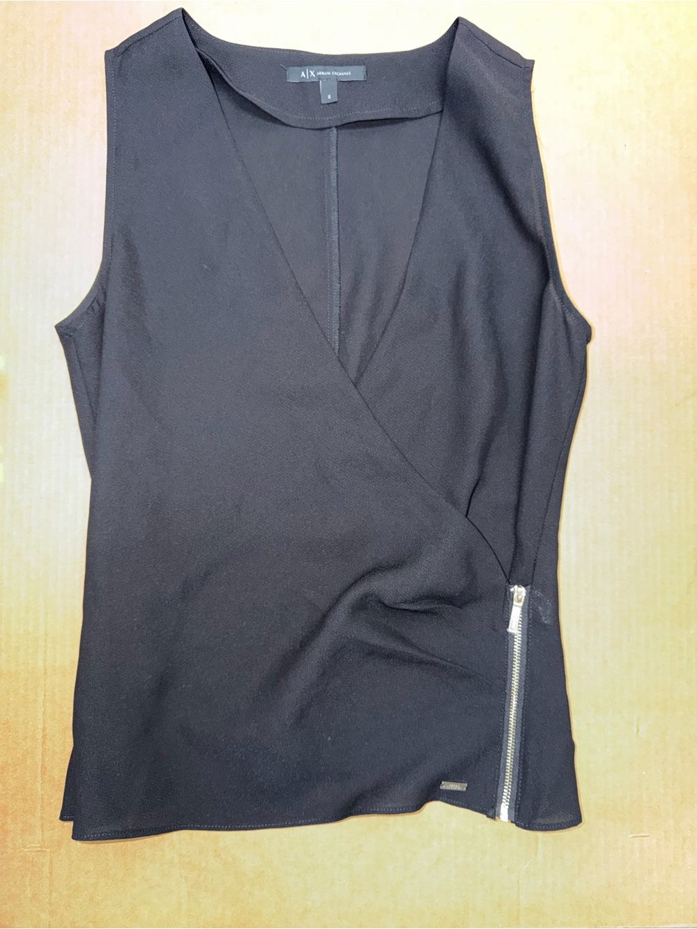 A29 Armani Exchange Crossover Top